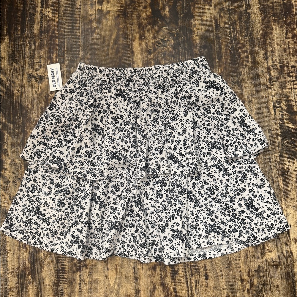 Old Navy Black and White Tiered Skater Mini Skirt